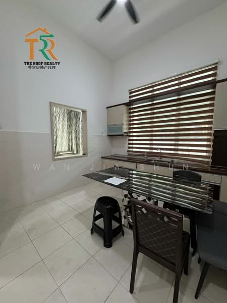 Semi-Detached House for Rent in Bukit Istana (Kuantan) - Wan Jia Shun - Kitchen - PropertyGuru.com.my