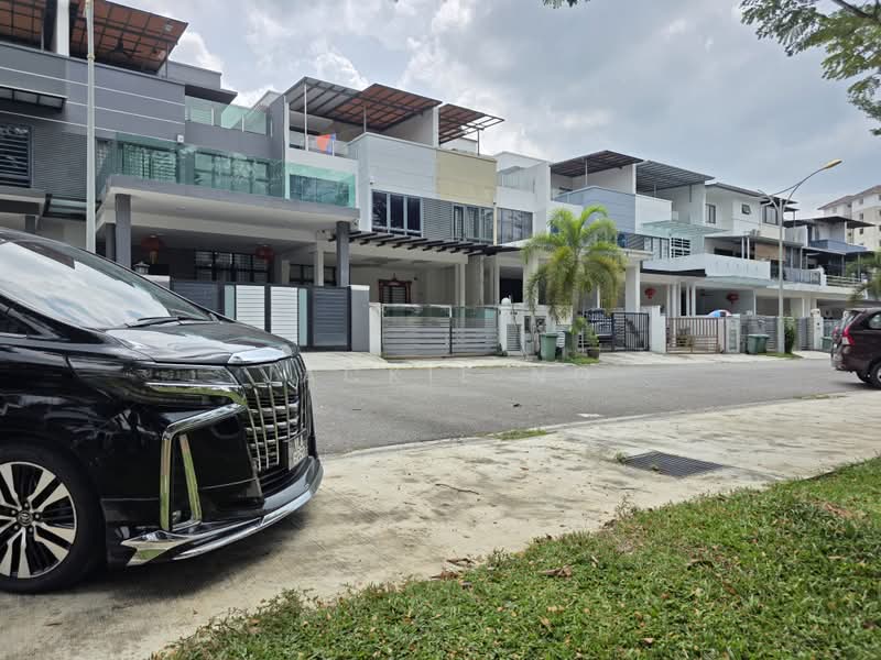 3-storey Terraced House for Sale in Bandar Mahkota Cheras (Cheras) - Jackie Ng - Exterior - PropertyGuru.com.my