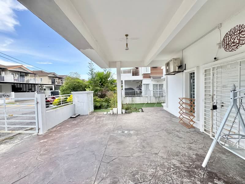Semi-Detached House for Sale in Taman Desiran Bayu (Puchong) - Nurul Izza - PropertyGuru.com.my