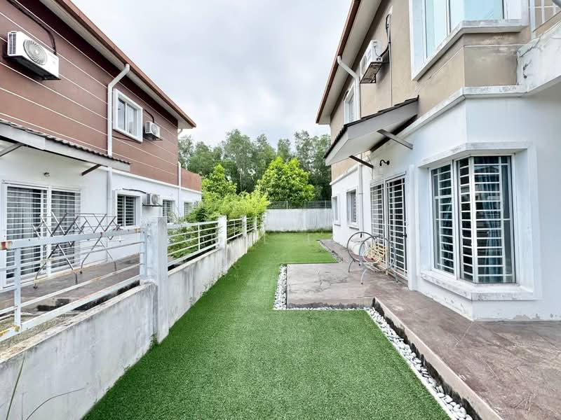 Semi-Detached House for Sale in Taman Desiran Bayu (Puchong) - Nurul Izza - PropertyGuru.com.my