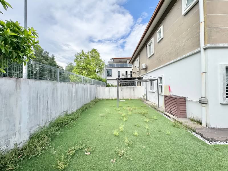Semi-Detached House for Sale in Taman Desiran Bayu (Puchong) - Nurul Izza - PropertyGuru.com.my