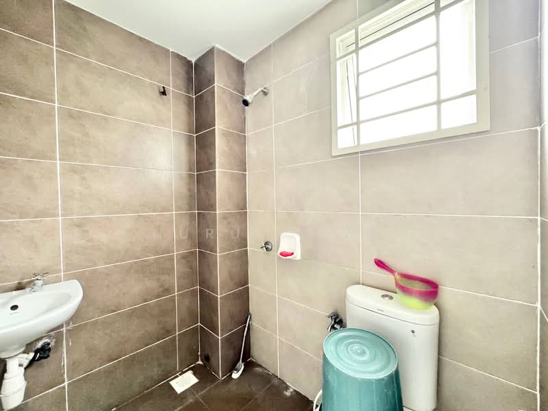 Semi-Detached House for Sale in Taman Desiran Bayu (Puchong) - Nurul Izza - PropertyGuru.com.my