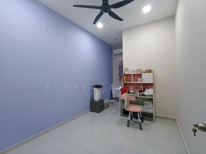 Rumah Teres 2 Tingkat untuk Dijual di Pulai (Johor) - Esther Chang - Study - PropertyGuru.com.my