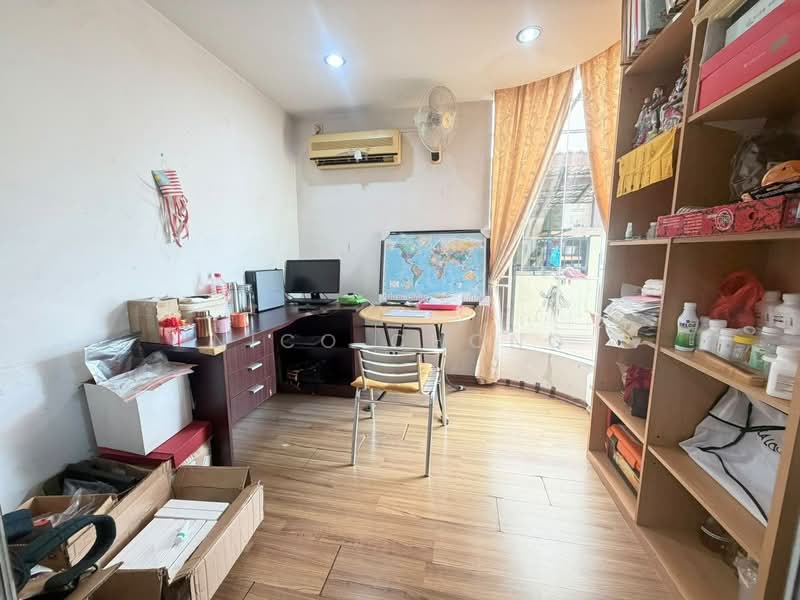 2-storey Terraced House for Sale in Taman Setia Indah (Tebrau) - Nico Chong - Study - PropertyGuru.com.my