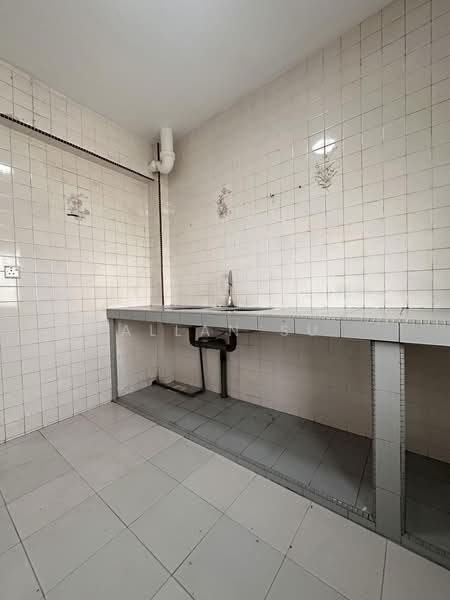 Townhouse for Rent in Johor Bahru (Johor) - Allan Su - Kitchen - PropertyGuru.com.my
