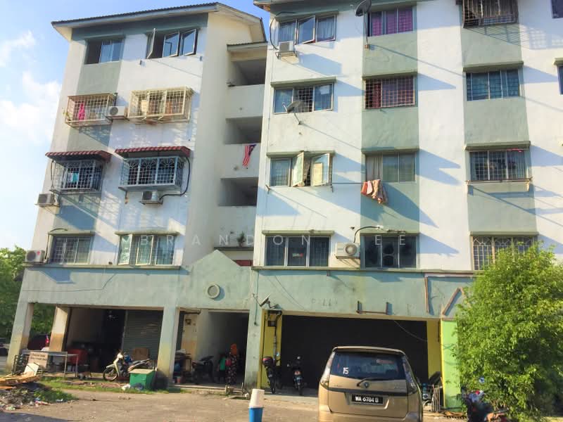 Kedai untuk Disewa di Bandar Putra Permai (Seri Kembangan) - Brandon Yee - Exterior - PropertyGuru.com.my
