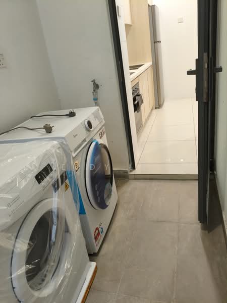 Condominium for Rent at Vivo Residential Suites - Eddy Lee - Kitchen - PropertyGuru.com.my