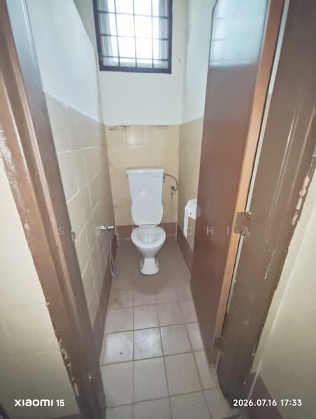 Factory for Rent in Johor Bahru (Johor) - Stella Chia - Bathroom - PropertyGuru.com.my