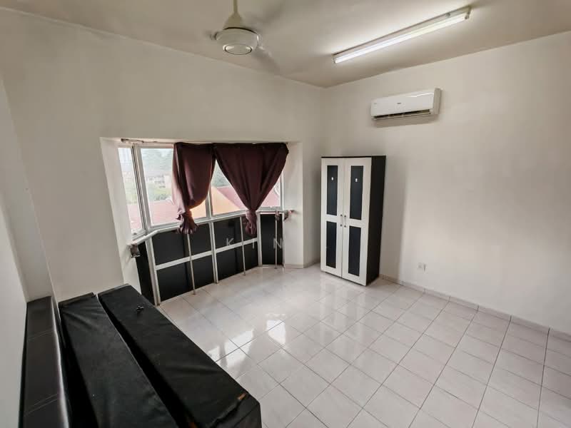 Condominium for Sale at Wangsa Metroview - Kin L - Living Room - PropertyGuru.com.my