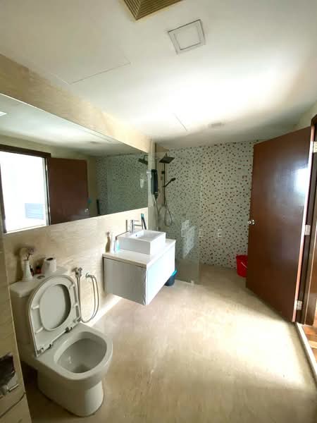 Service Residence for Rent at Regalia Residence - Eddy Lee - Bathroom - PropertyGuru.com.my