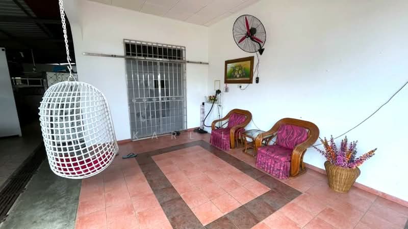 Rumah Teres 1 Tingkat untuk Dijual di Taman Daya (Johor Bahru) - Karl Lim - Exterior - PropertyGuru.com.my