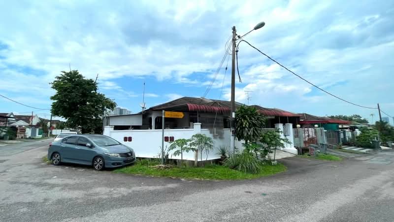Rumah Teres 1 Tingkat untuk Dijual di Taman Daya (Johor Bahru) - Karl Lim - Exterior - PropertyGuru.com.my