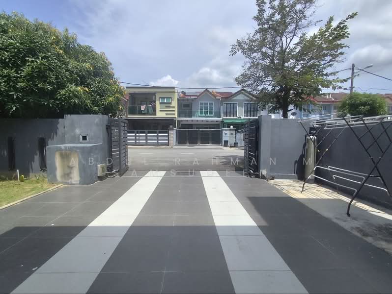 2-storey Terraced House for Sale in TAMAN PUCHONG UTAMA (Puchong) - Abdul Rahman M Samsudeen - Exterior - PropertyGuru.com.my