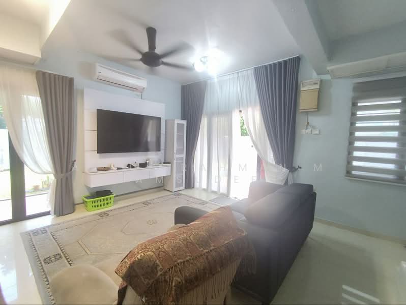 2-storey Terraced House for Sale in TAMAN PUCHONG UTAMA (Puchong) - Abdul Rahman M Samsudeen - Living Room - PropertyGuru.com.my