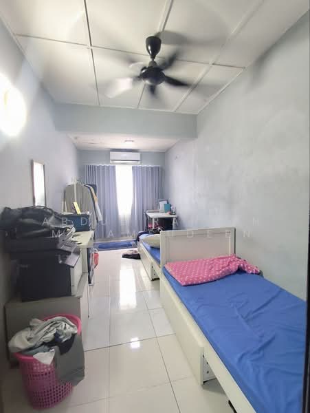 2-storey Terraced House for Sale in TAMAN PUCHONG UTAMA (Puchong) - Abdul Rahman M Samsudeen - Bedroom - PropertyGuru.com.my