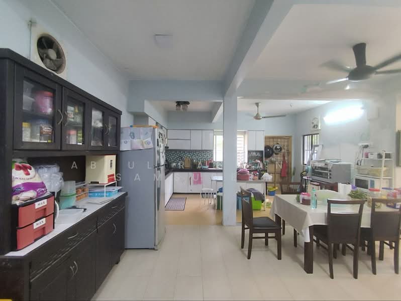 2-storey Terraced House for Sale in TAMAN PUCHONG UTAMA (Puchong) - Abdul Rahman M Samsudeen - Kitchen - PropertyGuru.com.my