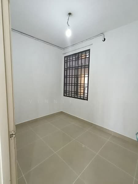 Pangsapuri untuk Dijual di Kipark Apartment - Vinnie Sam - PropertyGuru.com.my