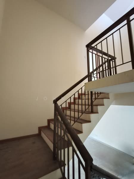 Rumah Teres 2 Tingkat untuk Dijual di Bandar Puteri Puchong (Puchong) - John Lee - Stairs - PropertyGuru.com.my