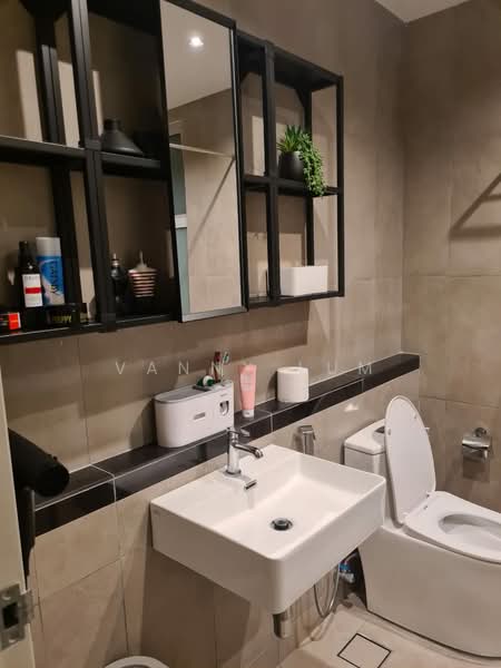 Kondominium untuk Dijual di Emerald Hill - Vanny Lum - Bathroom - PropertyGuru.com.my