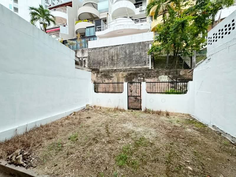 3-storey Terraced House for Sale in Batu Ferringhi (Penang) - Jordan Foo - Exterior - PropertyGuru.com.my