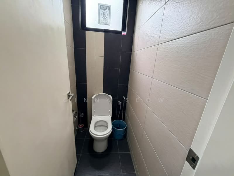 Shop / Office for Rent in Puchong (Selangor) - Ginny Seow - Bathroom - PropertyGuru.com.my