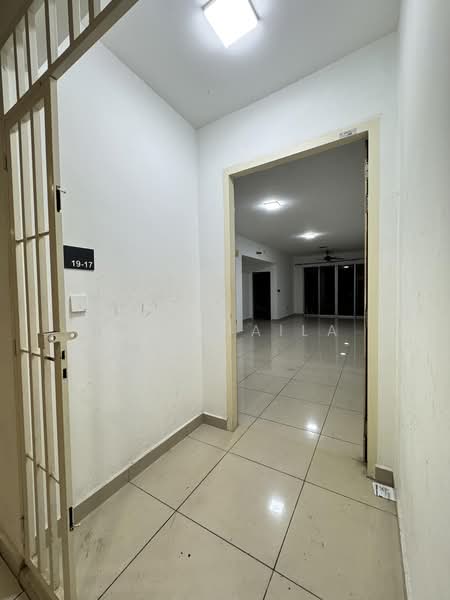 Condominium for Sale at Simfoni 1 - Siti Haila - Entrance - PropertyGuru.com.my