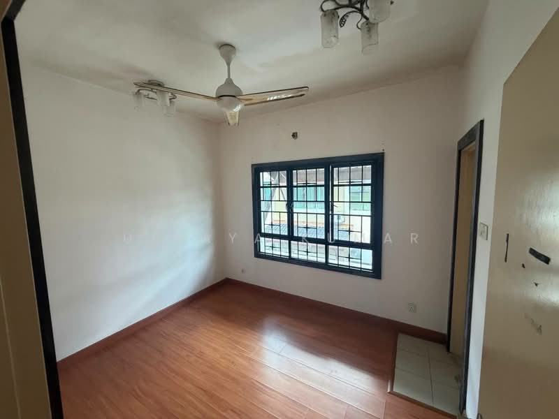 2-storey Terraced House for Sale in Seksyen U16 (Shah Alam) - Uthaya Kumar - Interior - PropertyGuru.com.my