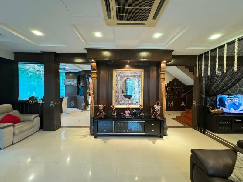 Rumah Berkembar untuk Dijual di Ampang Jaya (Ampang) - Faisal Abu Omar - Living Room - PropertyGuru.com.my