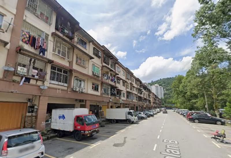 Shop for Rent in Cheras (Kuala Lumpur) - Herman Chia - Exterior - PropertyGuru.com.my