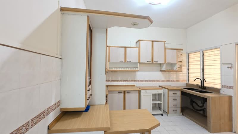 Rumah Banglo untuk Disewa di Kajang (Selangor) - Virginia Kam - Kitchen - PropertyGuru.com.my