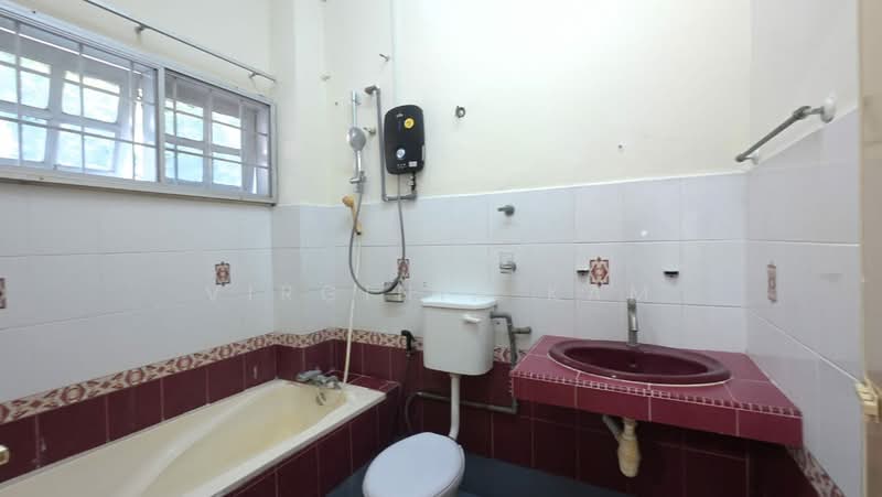 Rumah Banglo untuk Disewa di Kajang (Selangor) - Virginia Kam - Bathroom - PropertyGuru.com.my