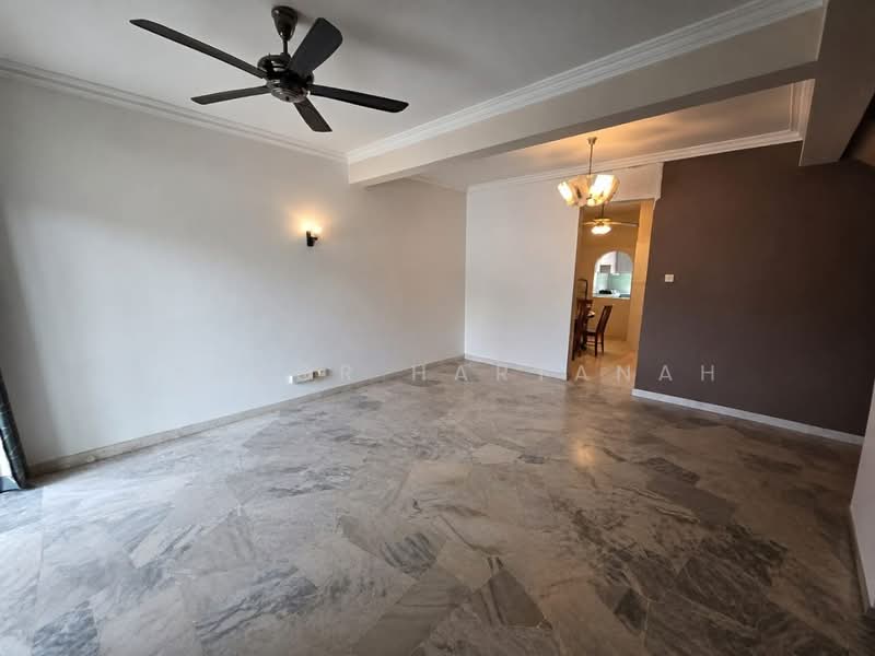 2-storey Terraced House for Sale in Shah Alam (Selangor) - Syukor Hartanah - Living Room - PropertyGuru.com.my