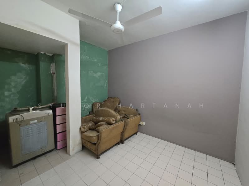2-storey Terraced House for Sale in Shah Alam (Selangor) - Syukor Hartanah - Interior - PropertyGuru.com.my