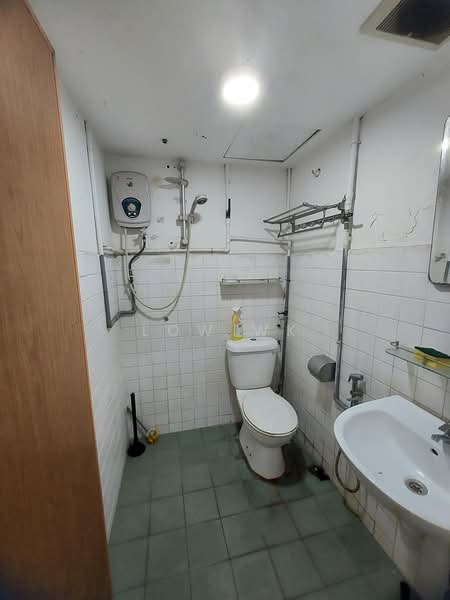 Rumah Teres 2 Tingkat untuk Dijual di Bandar Baru Sri Petaling (Sri Petaling) - LOW WK - Bathroom - PropertyGuru.com.my