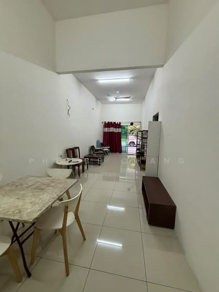Rumah Teres 1 Tingkat untuk Dijual di Ipoh (Perak) - Phoebe Chang - Living Room - PropertyGuru.com.my