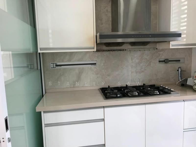 Kondominium untuk Dijual di 8 Gurney (The Shore Condominium) - Stanley Saw - Kitchen - PropertyGuru.com.my