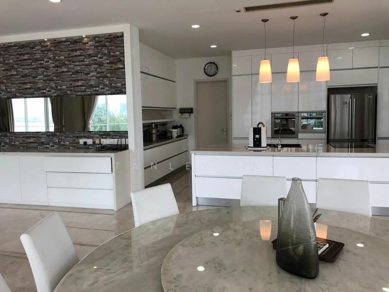 Kondominium untuk Dijual di 8 Gurney (The Shore Condominium) - Stanley Saw - Kitchen - PropertyGuru.com.my