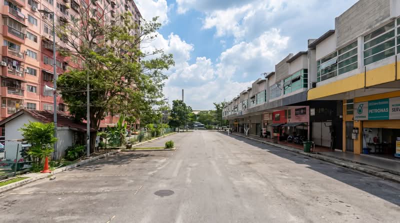 Shop for Rent in Kampung Medan (Petaling Jaya) - Chris Tye - Exterior - PropertyGuru.com.my