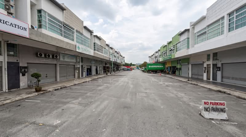 Shop for Rent in Kampung Medan (Petaling Jaya) - Chris Tye - Exterior - PropertyGuru.com.my