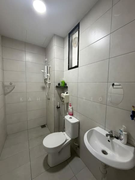 Pangsapuri untuk Disewa di ONE CITY RESIDENCES - Kah Hui Teoh - Bathroom - PropertyGuru.com.my