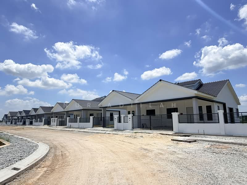 Semi-Detached House for Sale in Rumah Berkembar Setingkat di Pendang Kedah (Pendang) - Nur Adiilah - Exterior - PropertyGuru.com.my