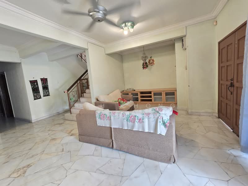 2-storey Terraced House for Sale in Putra Heights (Subang Jaya) - Josh Chong - Living Room - PropertyGuru.com.my