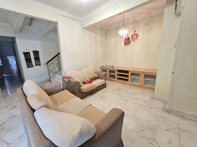 2-storey Terraced House for Sale in Putra Heights (Subang Jaya) - Josh Chong - Living Room - PropertyGuru.com.my