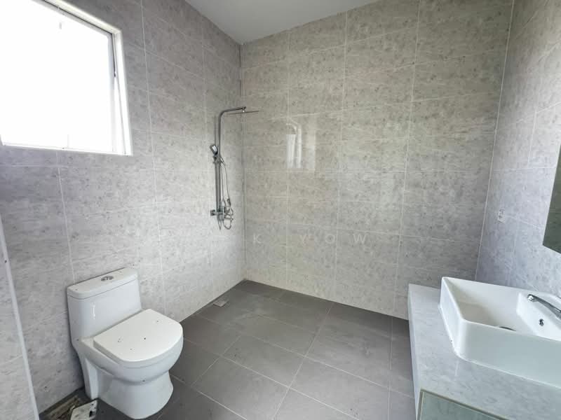 Rumah Banglo untuk Disewa di Kota Emerald (Rawang) - Nick Yow - Bathroom - PropertyGuru.com.my