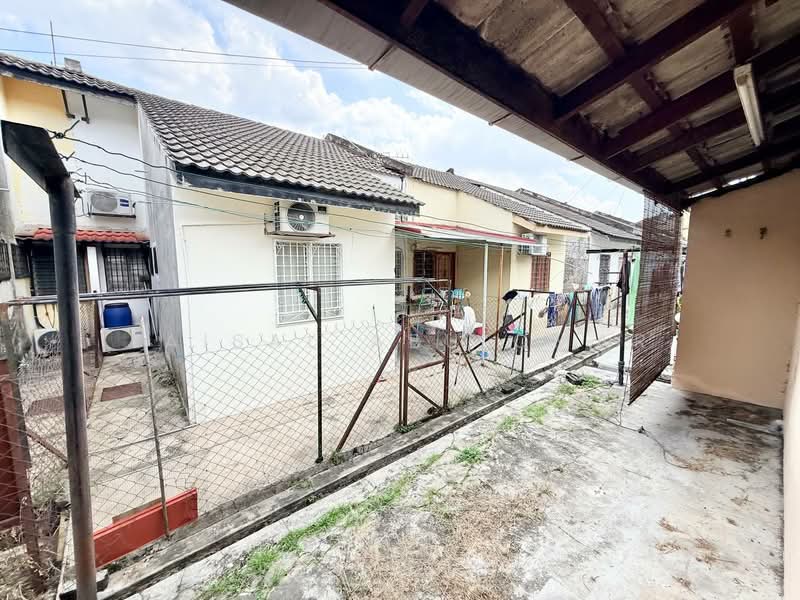 1-storey Terraced House for Sale in Bandar Baru Sungai Buloh (Sungai Buloh) - Faisal Abu Omar - Exterior - PropertyGuru.com.my