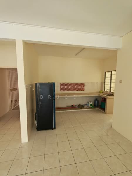 Kondominium untuk Dijual di Platinum Hill PV 3 - Bruce . - Kitchen - PropertyGuru.com.my