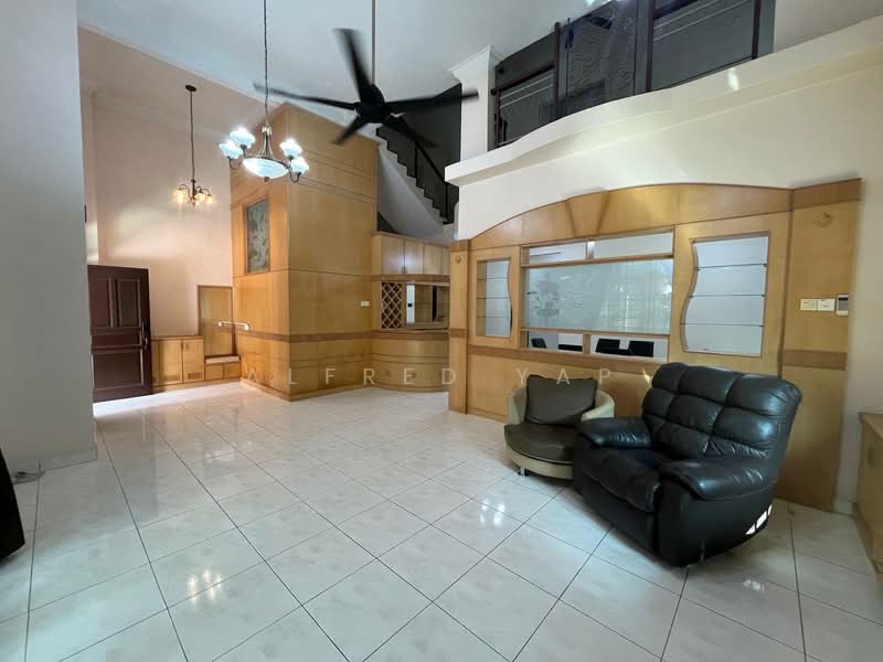Cluster House for Rent in Taman Gaya (Ulu Tiram) - Alfred Yap - Living Room - PropertyGuru.com.my