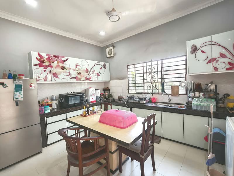 Semi-Detached House for Sale in Taman Desa Melor (Serendah) - Awie Shariman - Kitchen - PropertyGuru.com.my
