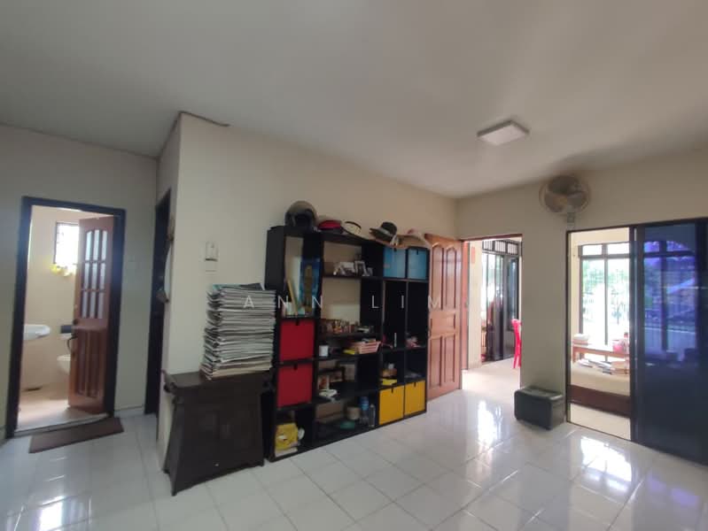 Rumah Teres 1.5 Tingkat untuk Dijual di Petaling Jaya (Selangor) - Ann Lim - Living Room - PropertyGuru.com.my