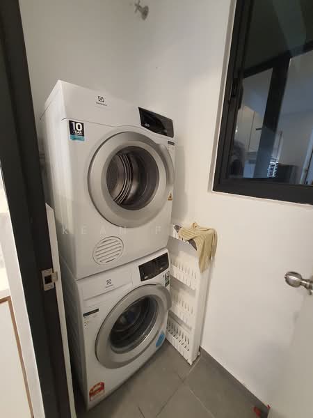 Service Residence for Sale at Kenwingston Avenue - Kean Phang - PropertyGuru.com.my